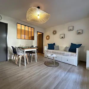 https://studio-avec-chambre-2-4-pers-climatise-locations-vld-camargue.fr-provencehotel.com