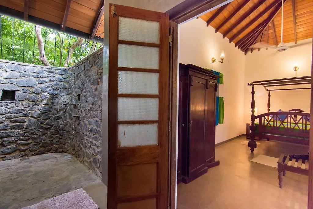 The Kandyan Manor By Bhathiya & Suzy 0*, Kandy