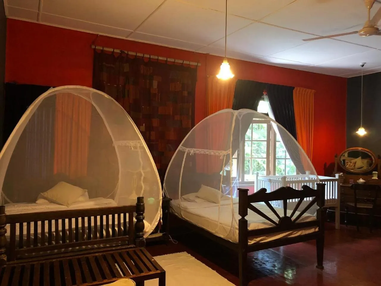 The Kandyan Manor By Bhathiya & Suzy 0*, Kandy